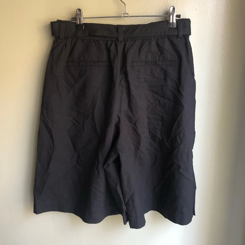 NWT! Uniqlo Womens Linen-Belted Culottes Size: M (28-29)